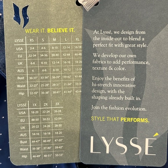 NWT Lysse Schiffer pindot tunic length button front blue shirt - Picture 11 of 11